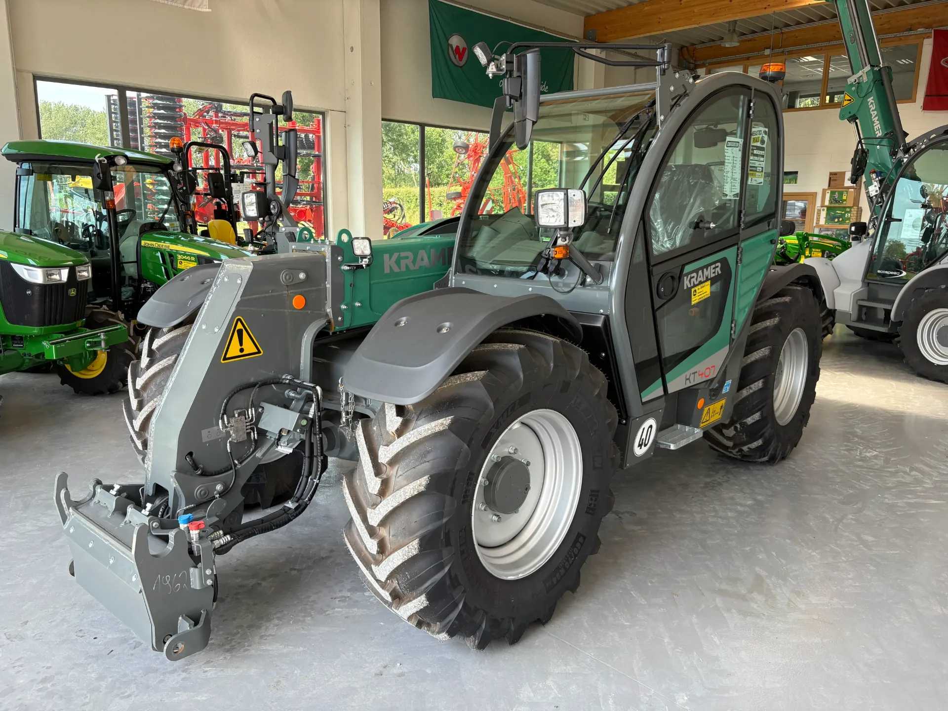Kramer KT407